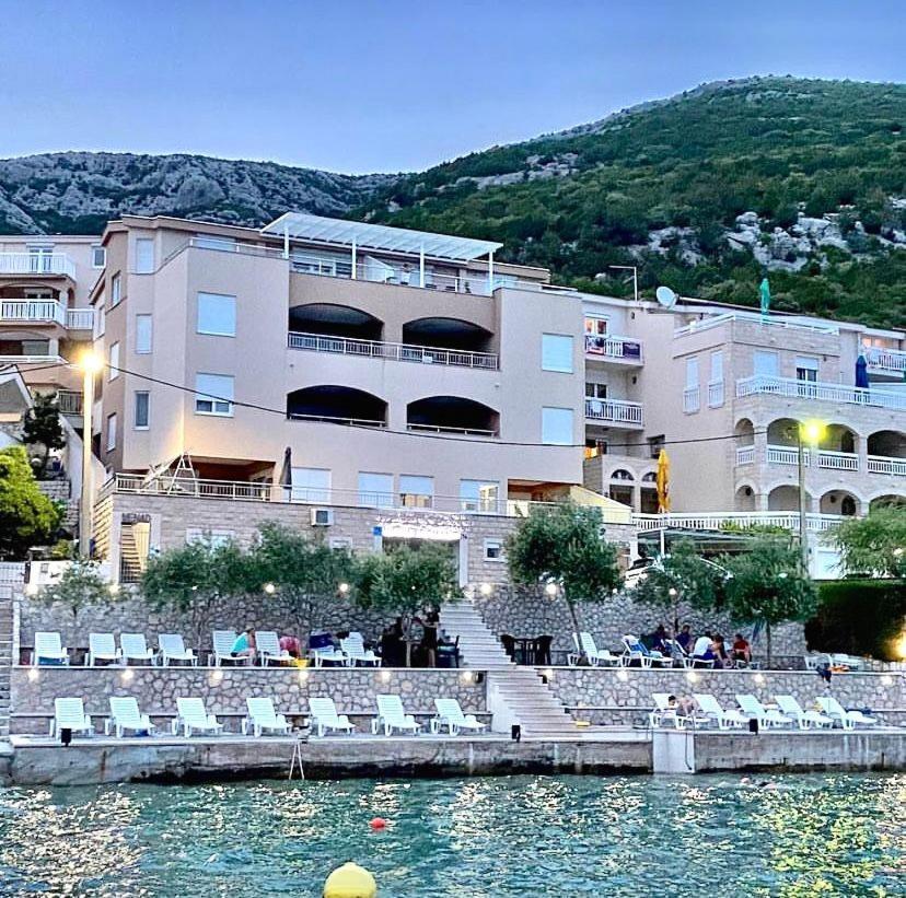 Apartments Domane Nenad Неум Екстериор снимка
